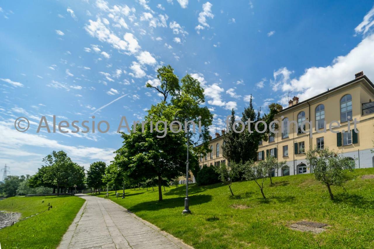 Bluelake Inn Olginate Εξωτερικό φωτογραφία